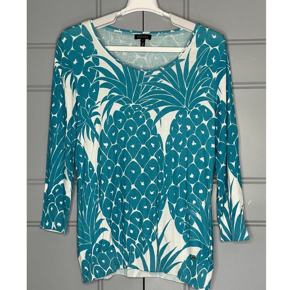 Escada Turquoise Pineapple Print Scoop Neck Knit Top Size Large 3/4 Sleeve